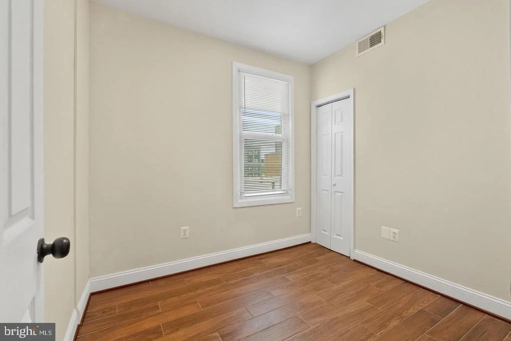 Photo of 1222 TALBERT STREET SE