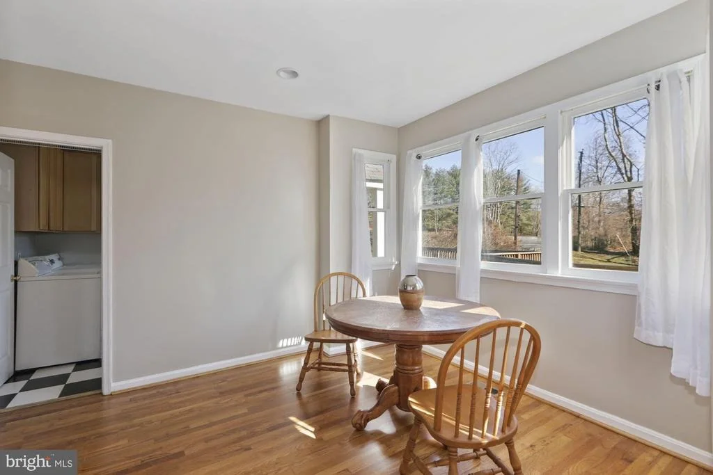 Photo of 2734 CROOKED RUN ROAD