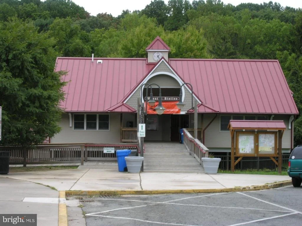 Photo of 300 GILSAN COURT