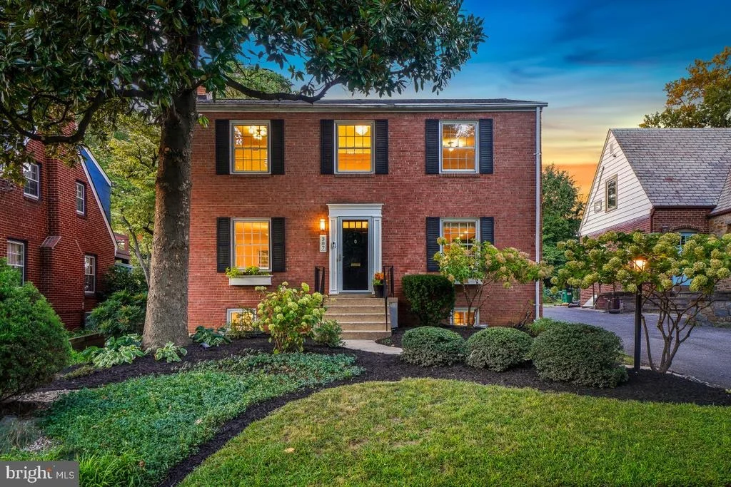 Photo of 307 INDIAN SPRING DRIVE