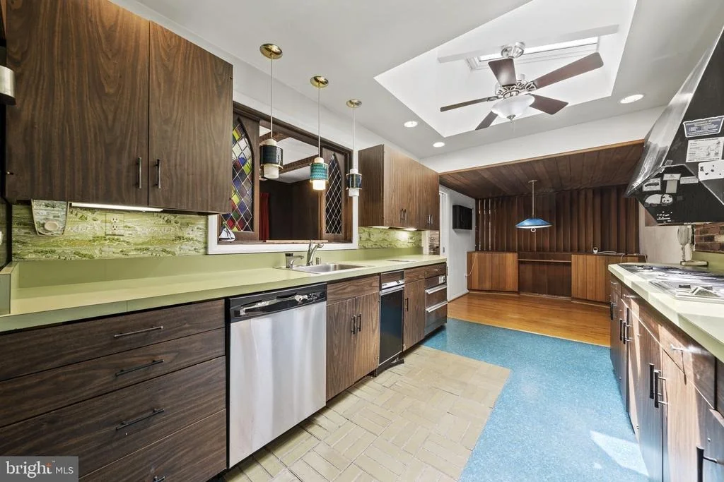 Photo of 2 BUTTONWOOD LANE