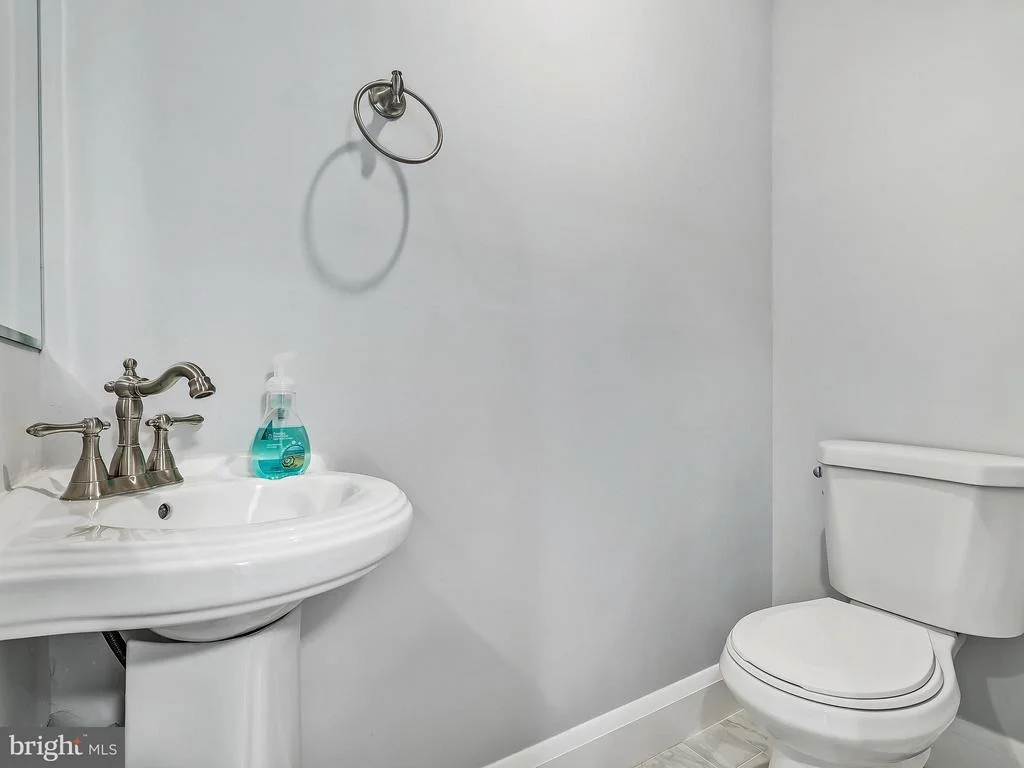 Photo of 5528 ASHBOURNE ROAD