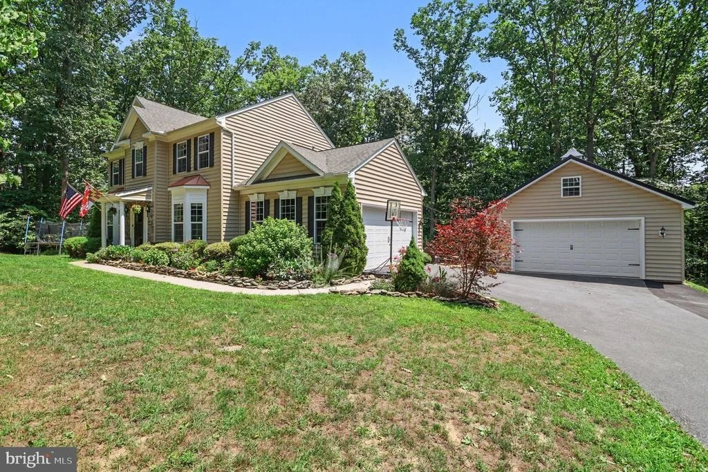 Photo of 4761 CAREA ROAD