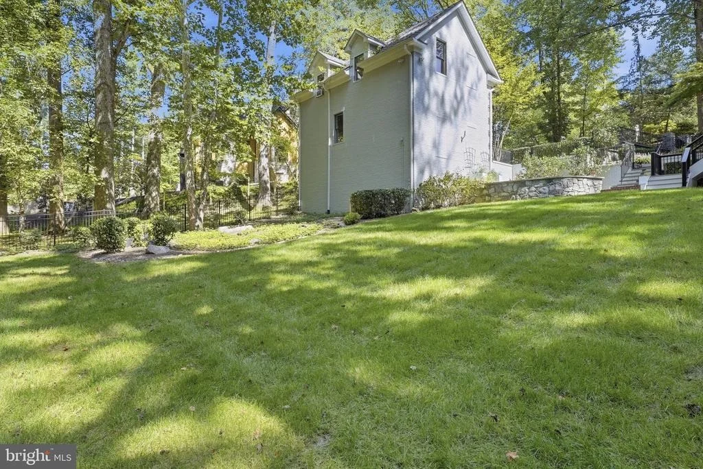 Photo of 8210 KINGSGATE ROAD
