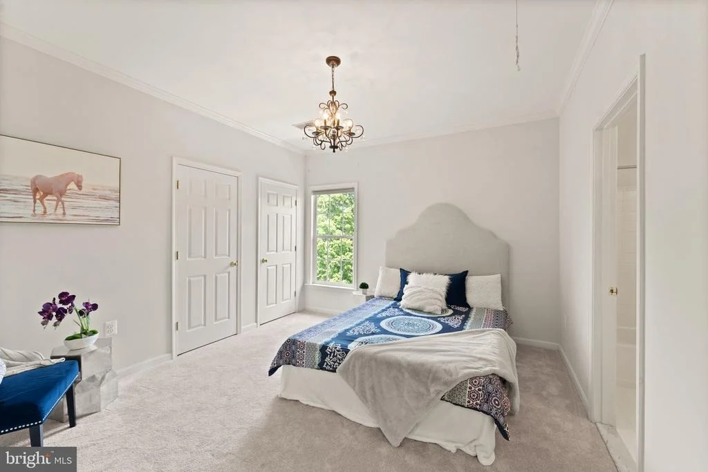 Photo of 22566 FOREST RUN DRIVE