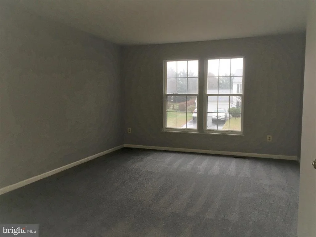 Photo of 102 IVY HILL DRIVE