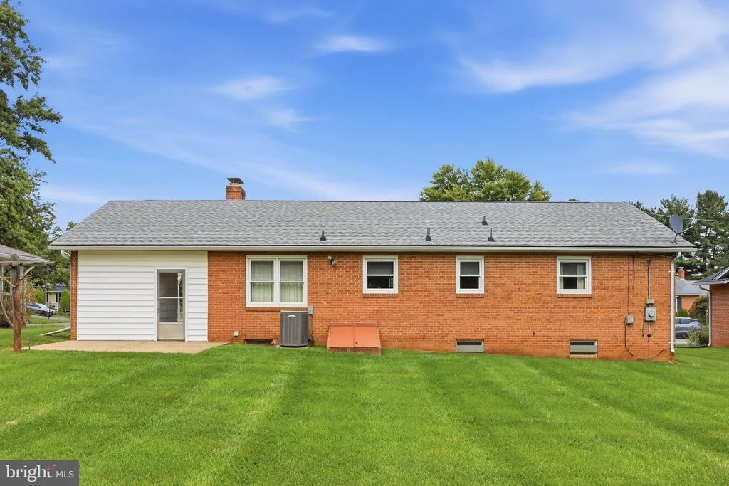 Photo of 227 WYNGATE DRIVE