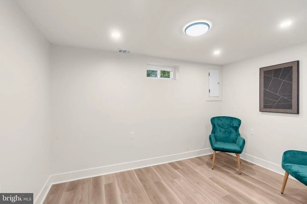 Photo of 1 COLLEEN CIRCLE