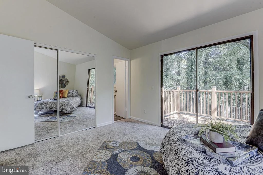 Photo of 9467 MACOMBER LANE