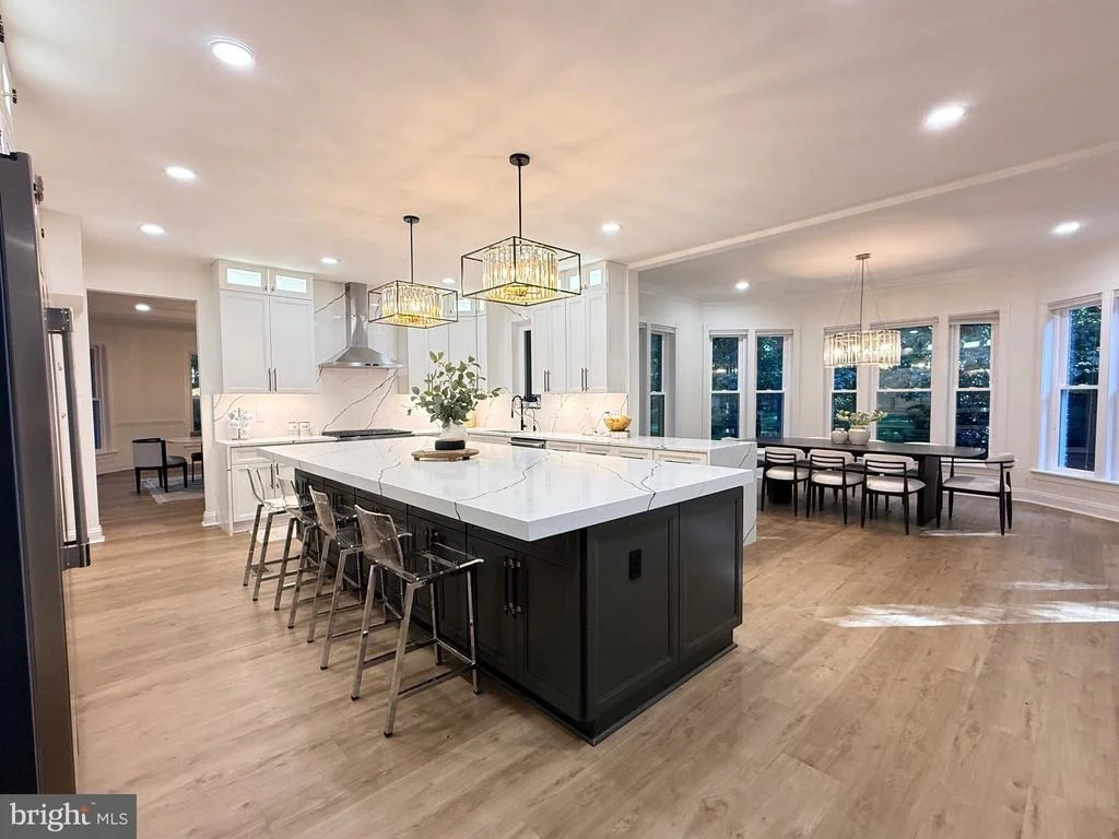 Photo of 6403 BURKE WOODS DRIVE