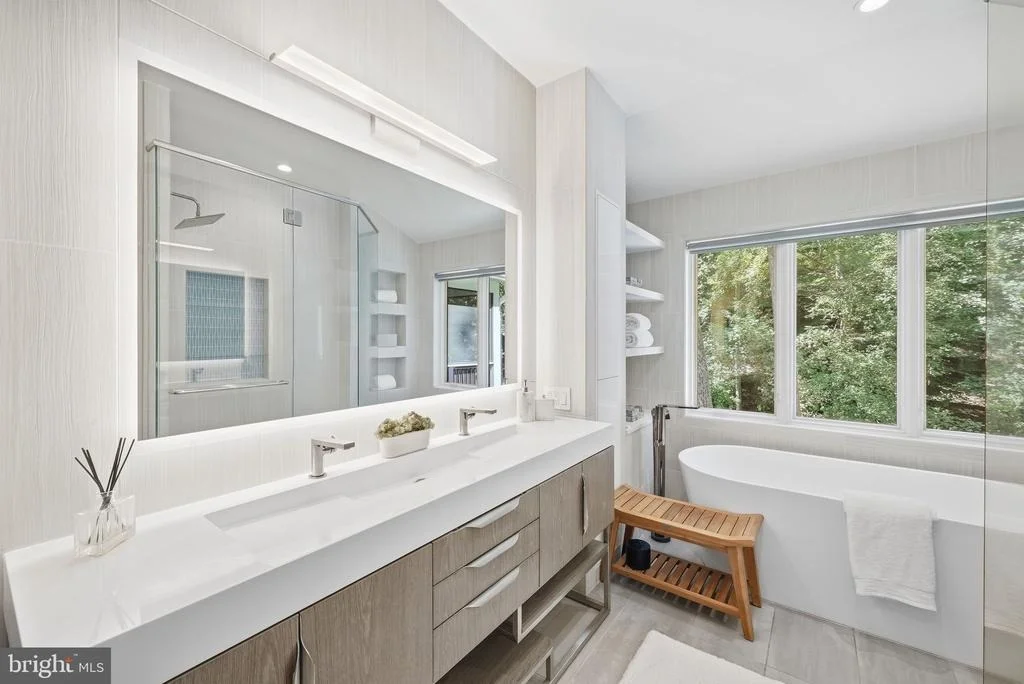 Photo of 8210 KINGSGATE ROAD