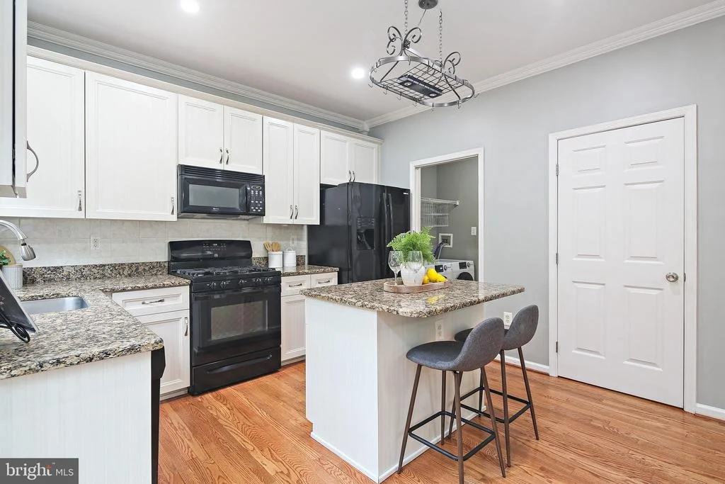 Photo of 322 TIMBERBROOK COURT