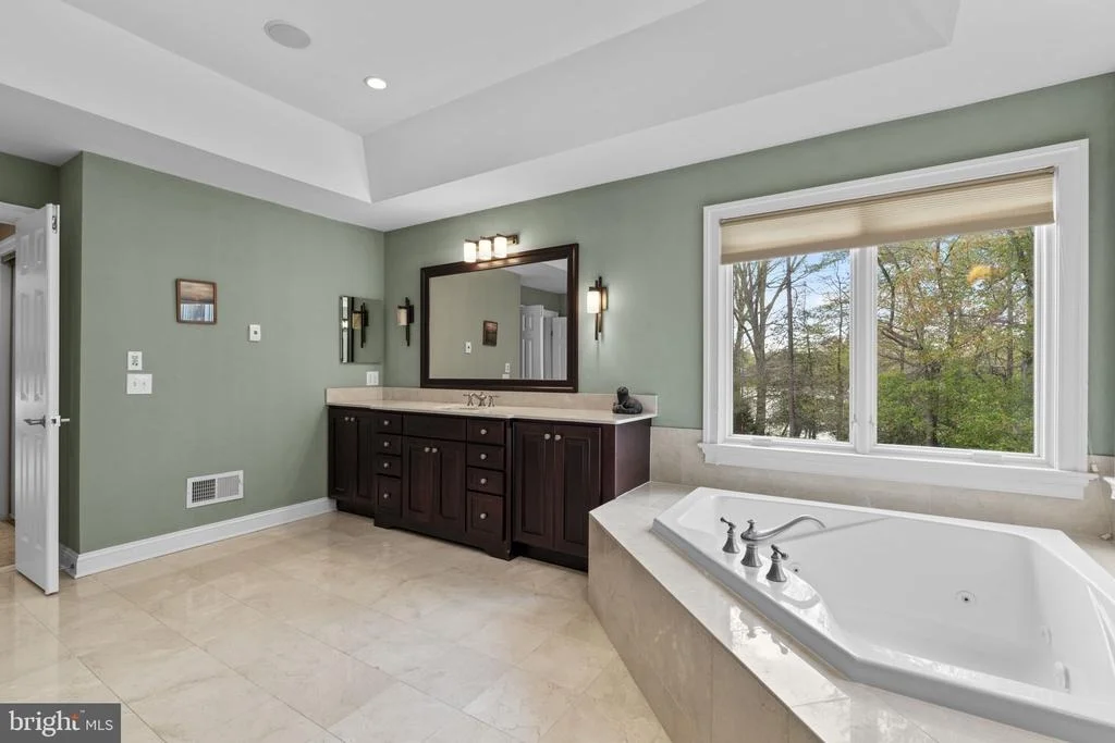 Photo of 370 EAGLE HILL ROAD