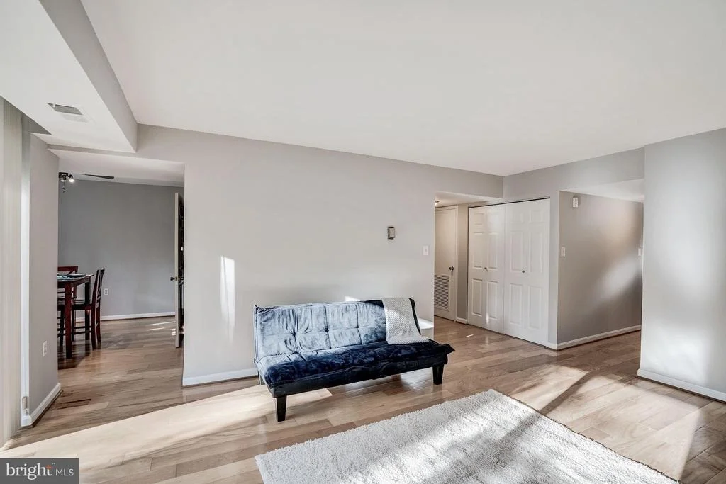 Photo of Unit 1A at 1540 NORTHGATE SQUARE
