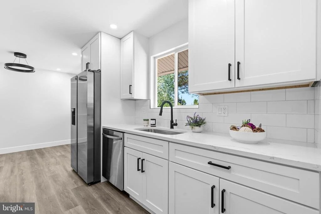 Photo of 4501 APPLE TREE DRIVE
