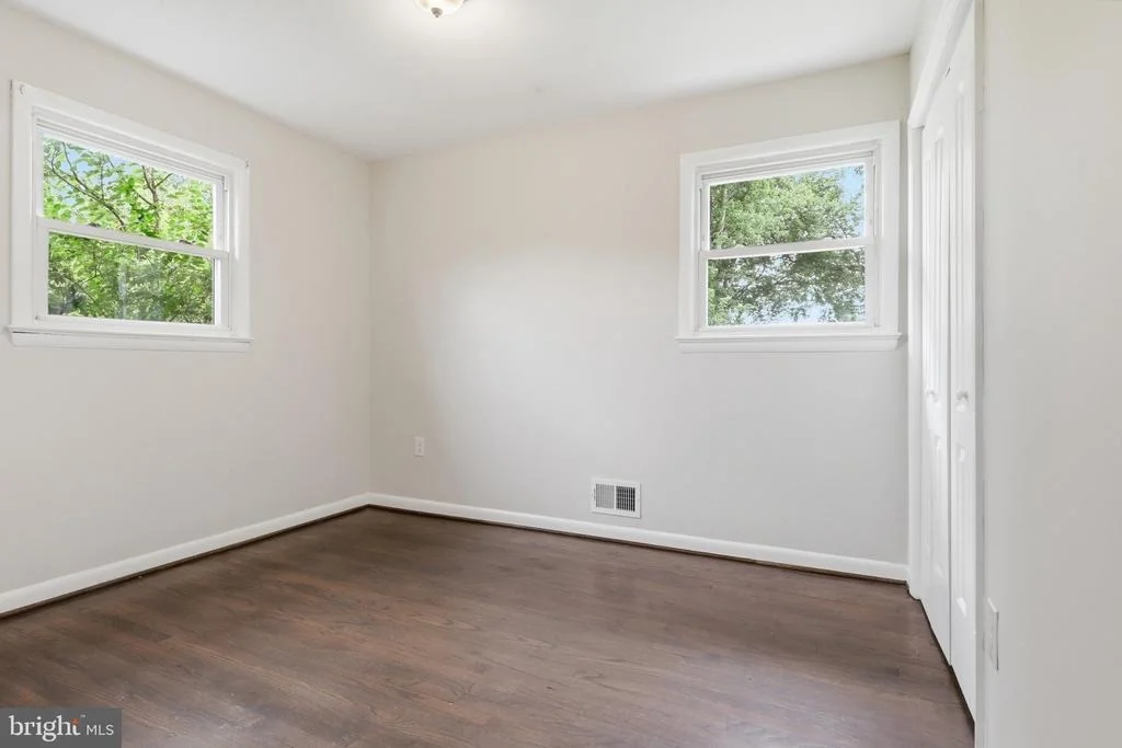 Photo of 6915 BRIARCLIFF DRIVE