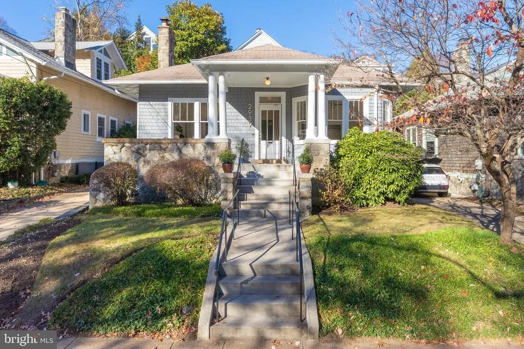 Photo of 2939 MACOMB STREET NW