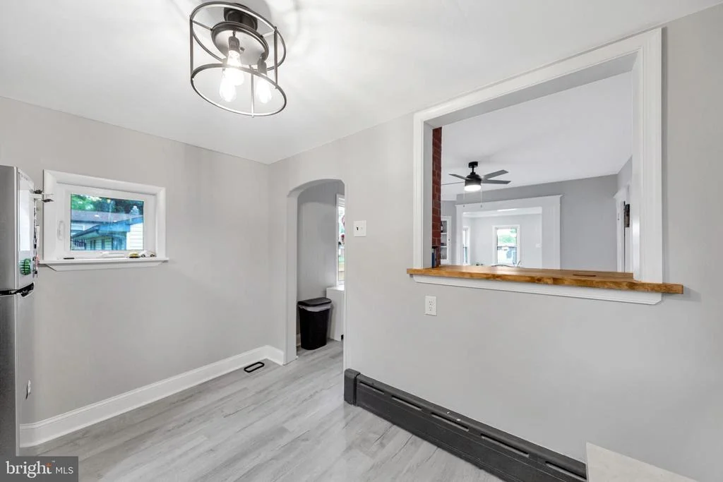 Photo of 27 ELM AVENUE