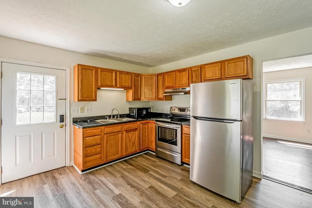 Photo of 9577 ROYS LANE