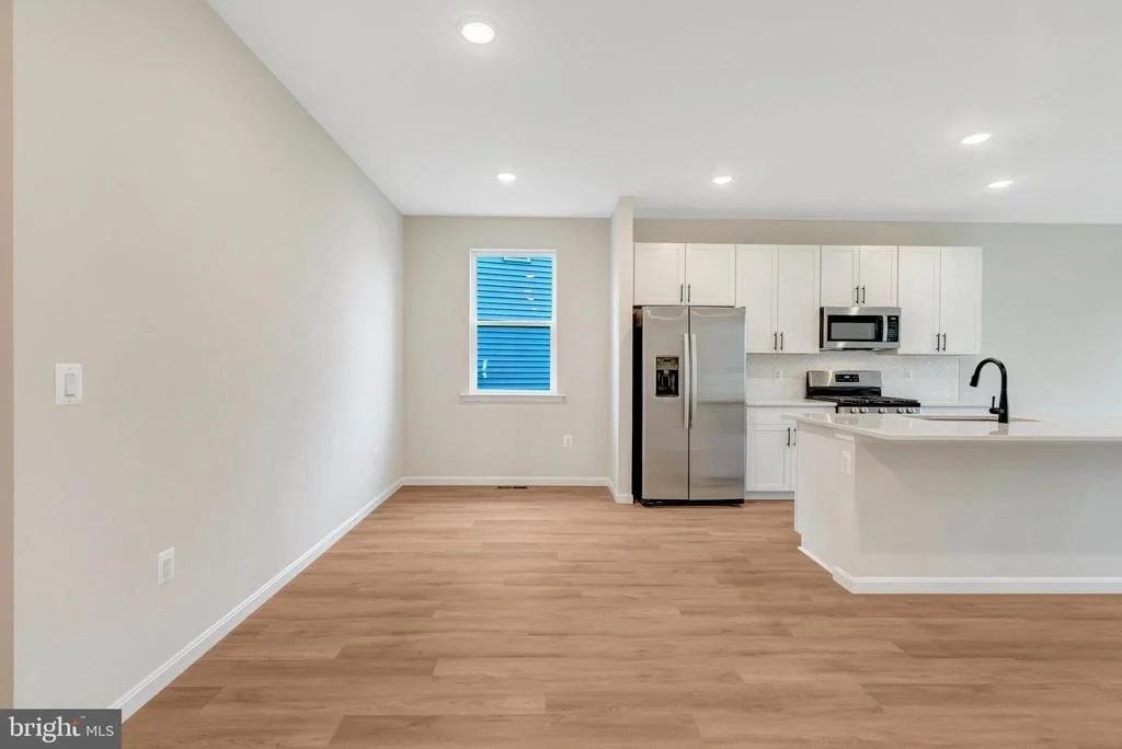 Photo of 104 MIDSUMMER