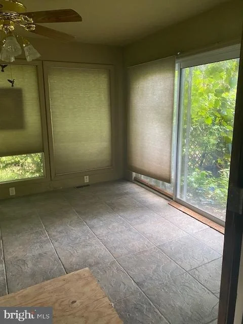 Photo of 4801 LONGFELLOW STREET