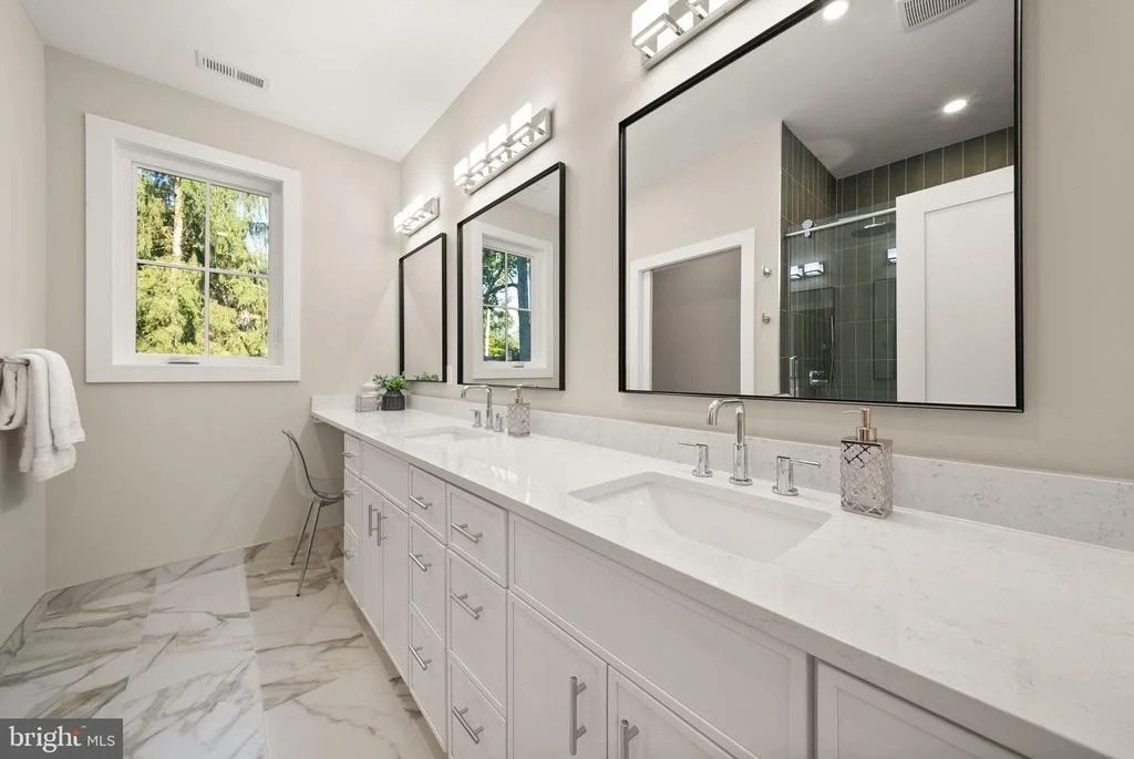 Photo of 8615 ACORN CIRCLE