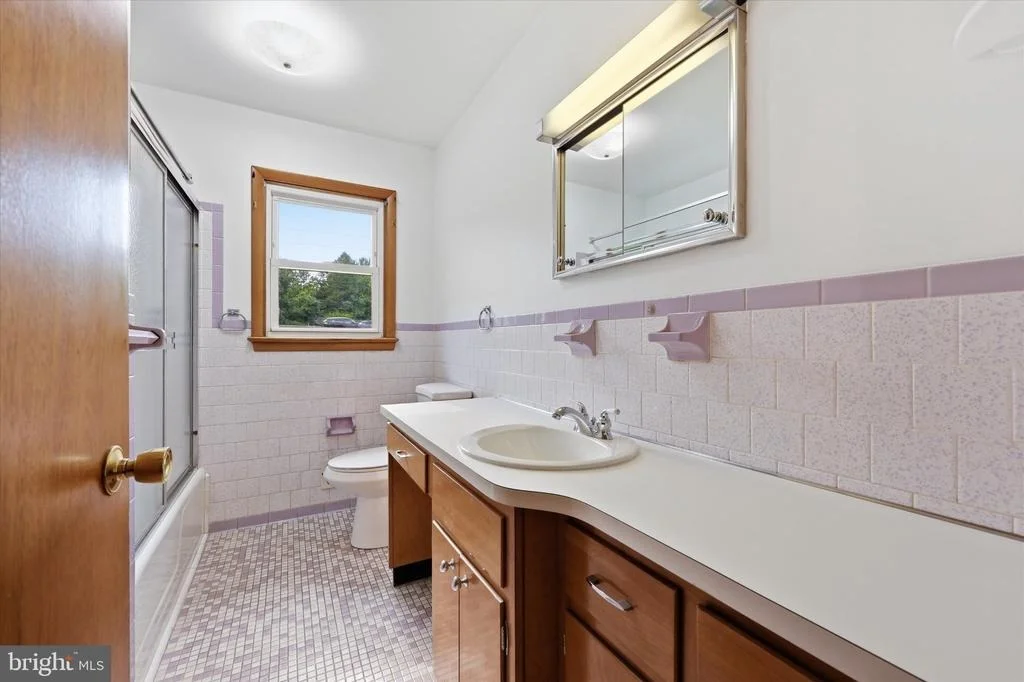 Photo of 227 WYNGATE DRIVE