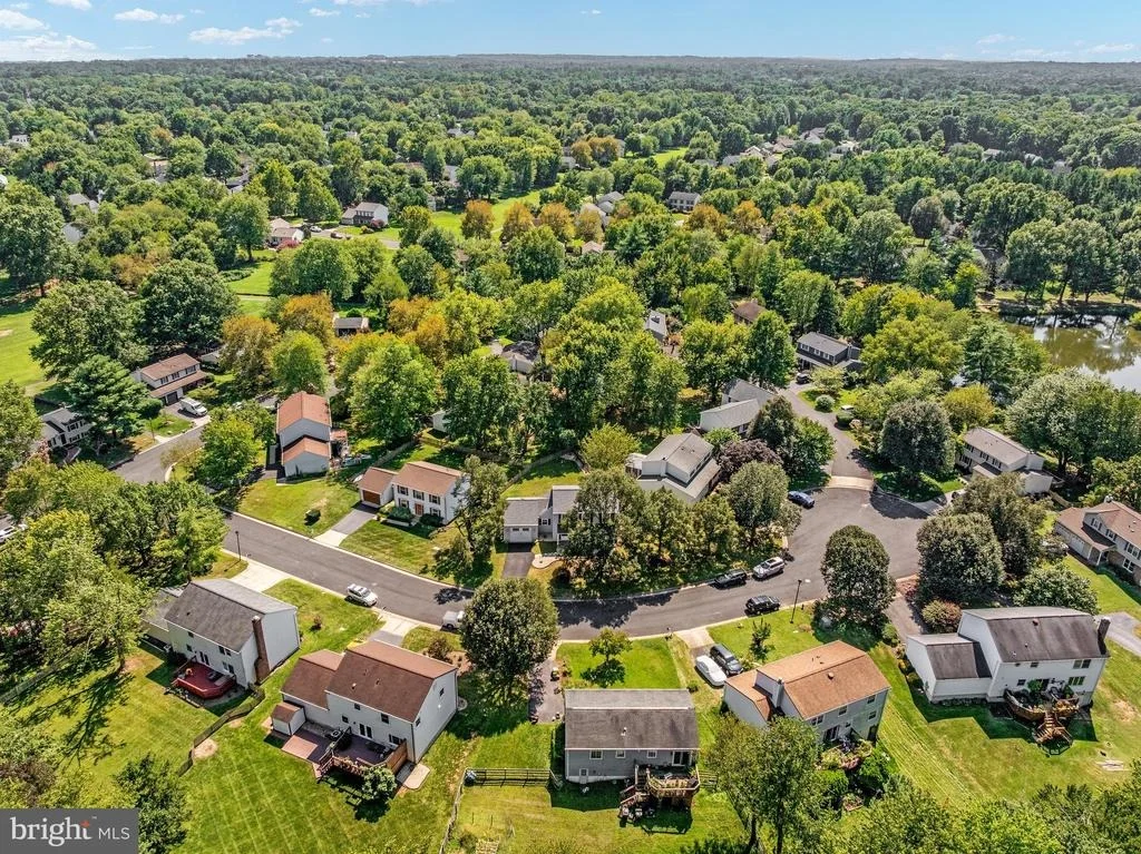 Photo of 12805 GATEPOST COURT