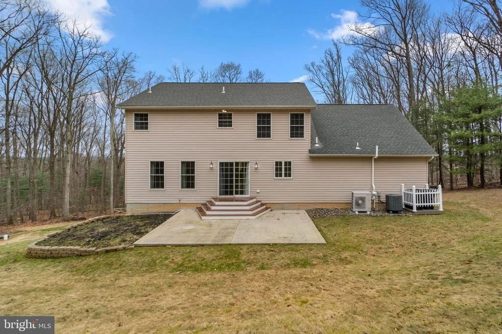 Photo of 1877 GARRETT ROAD
