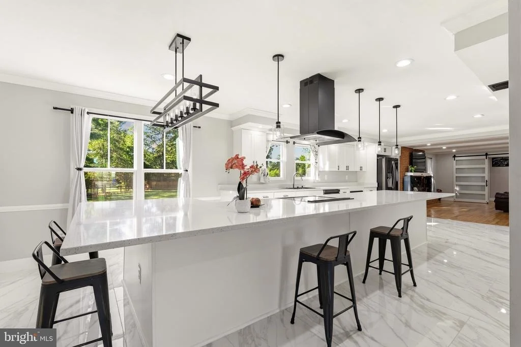 Photo of 8701 LOCHAVEN DRIVE