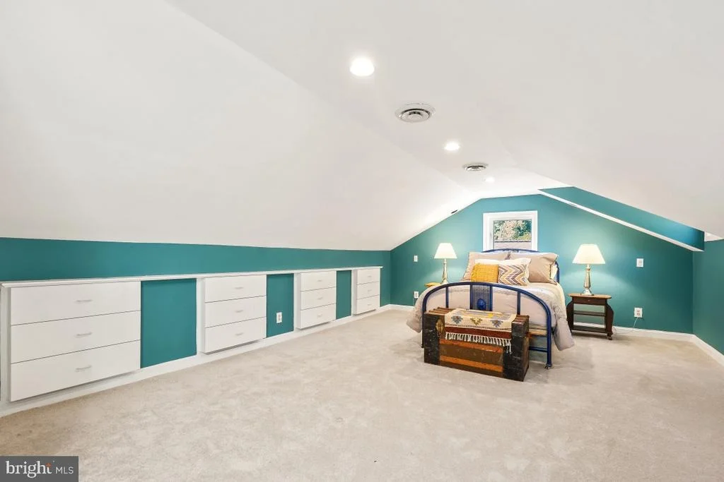 Photo of 7214 POMANDER LANE