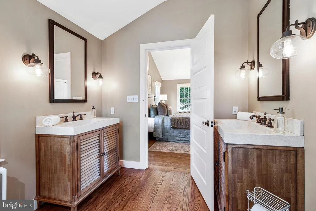 Photo of 4701 RIVER ROAD
