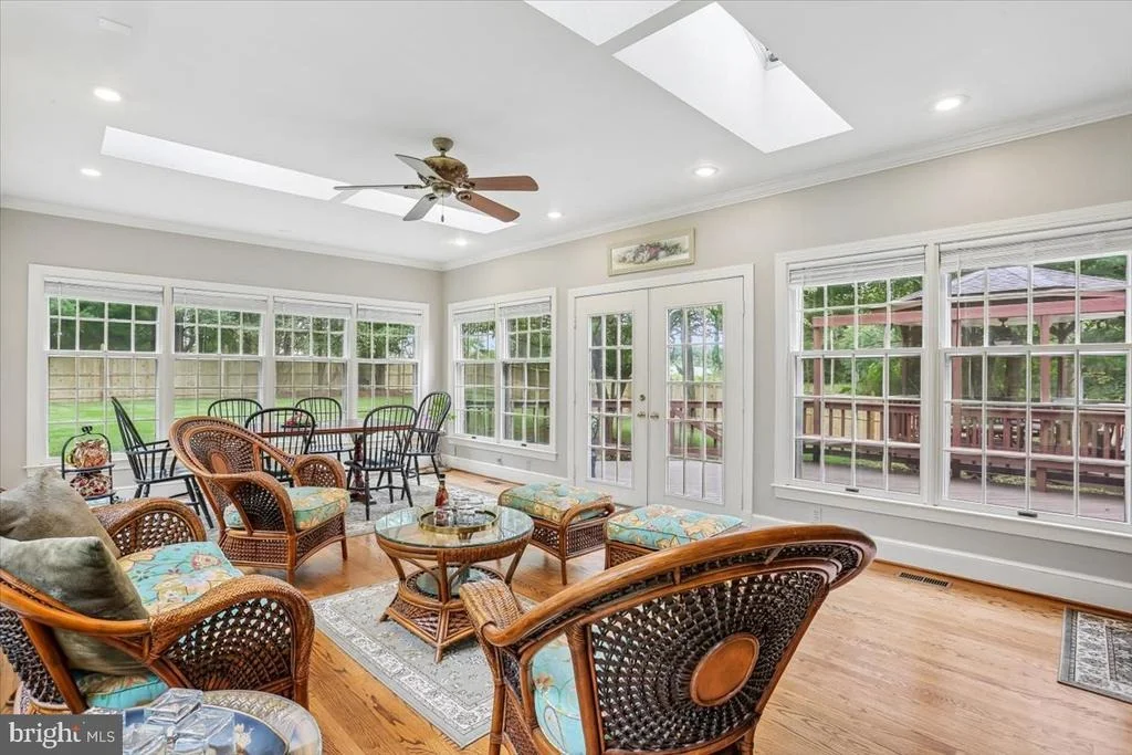 Photo of 899 LINGANORE DRIVE