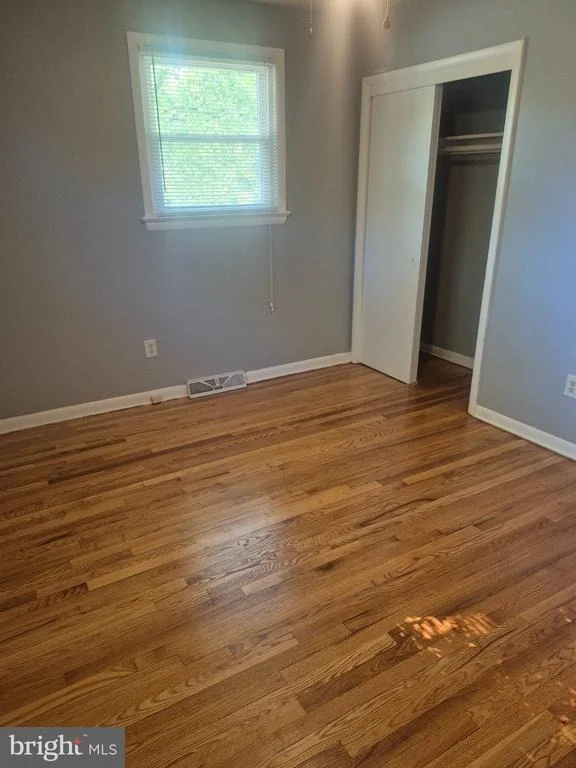 Photo of 10504 MULLIKIN DRIVE