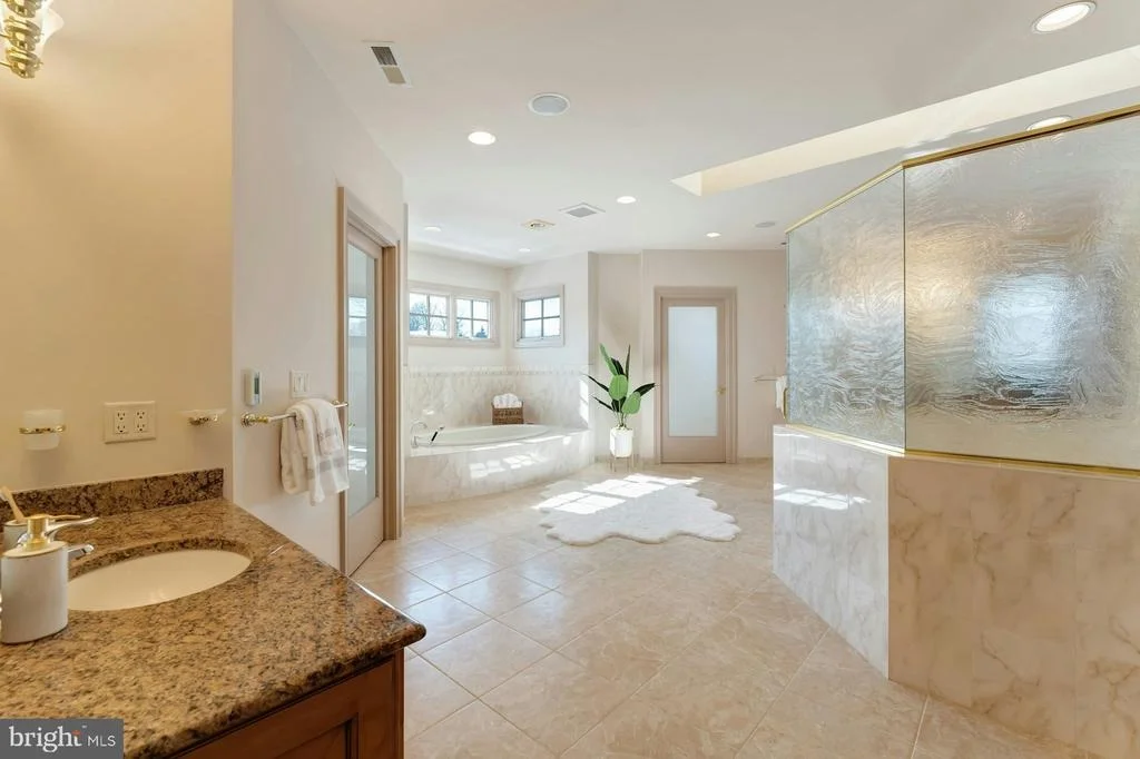 Photo of 40436 BEACON HILL DRIVE