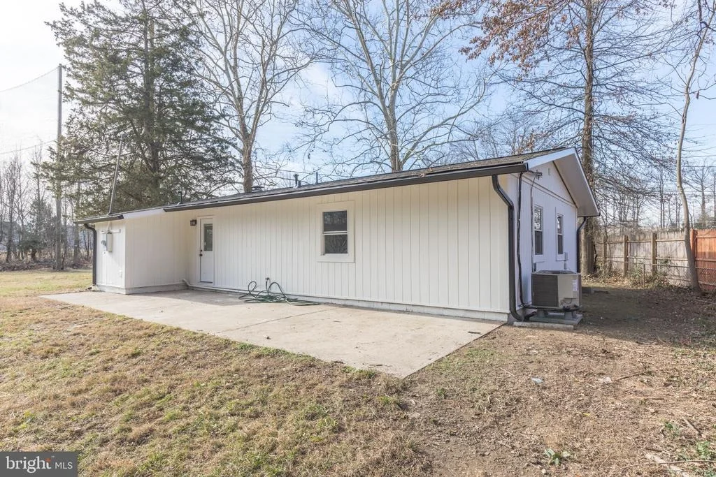 Photo of 13735 JOYCE ROAD