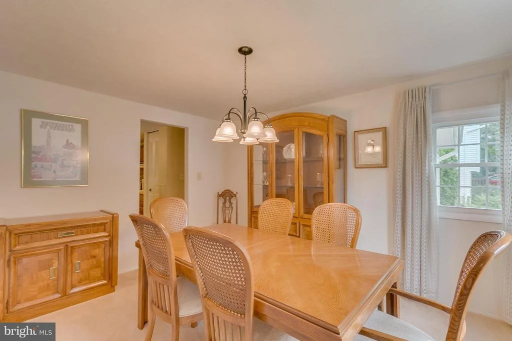 Photo of 112 APPLEGATE DRIVE