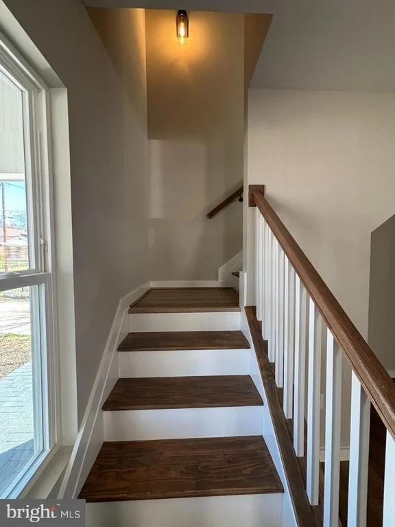 Photo of 129 EVANS STREET