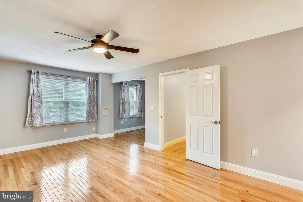 Photo of 15209 DONNA DRIVE