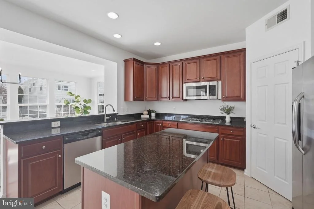 Photo of 42637 WILLOW BEND DRIVE