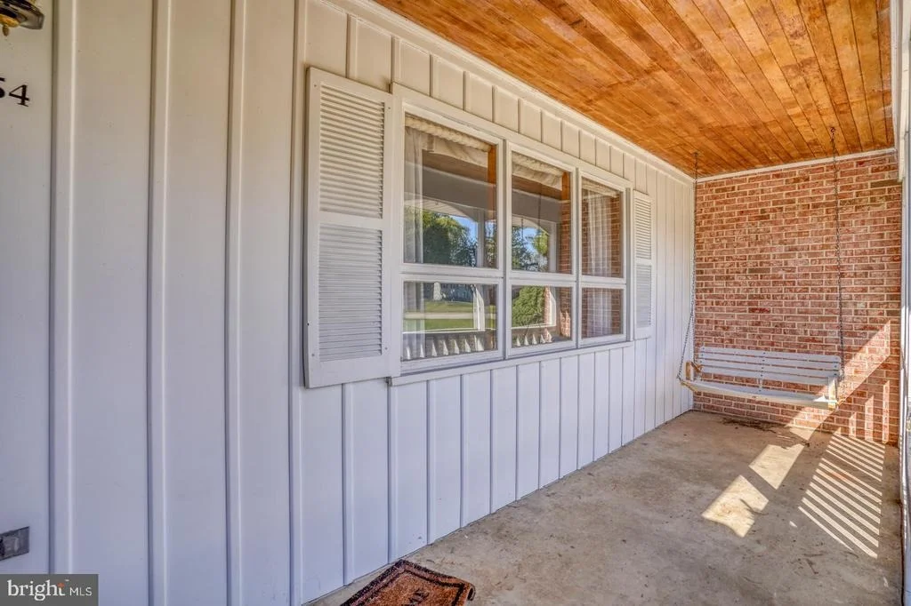 Photo of 54 MEADOW GLEN DRIVE