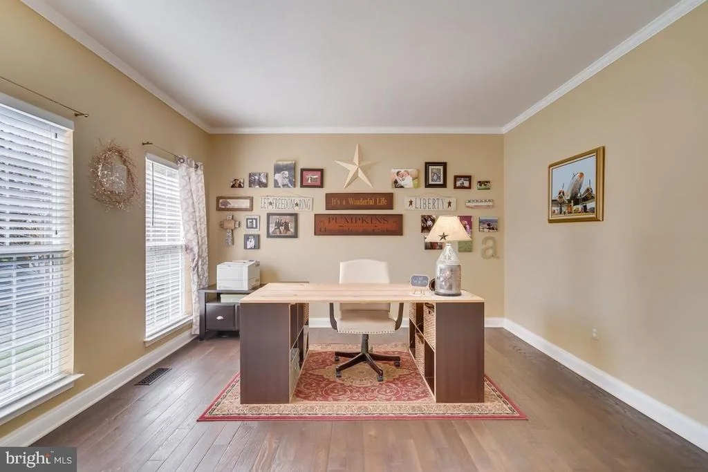 Photo of 17221 PICKWICK DRIVE