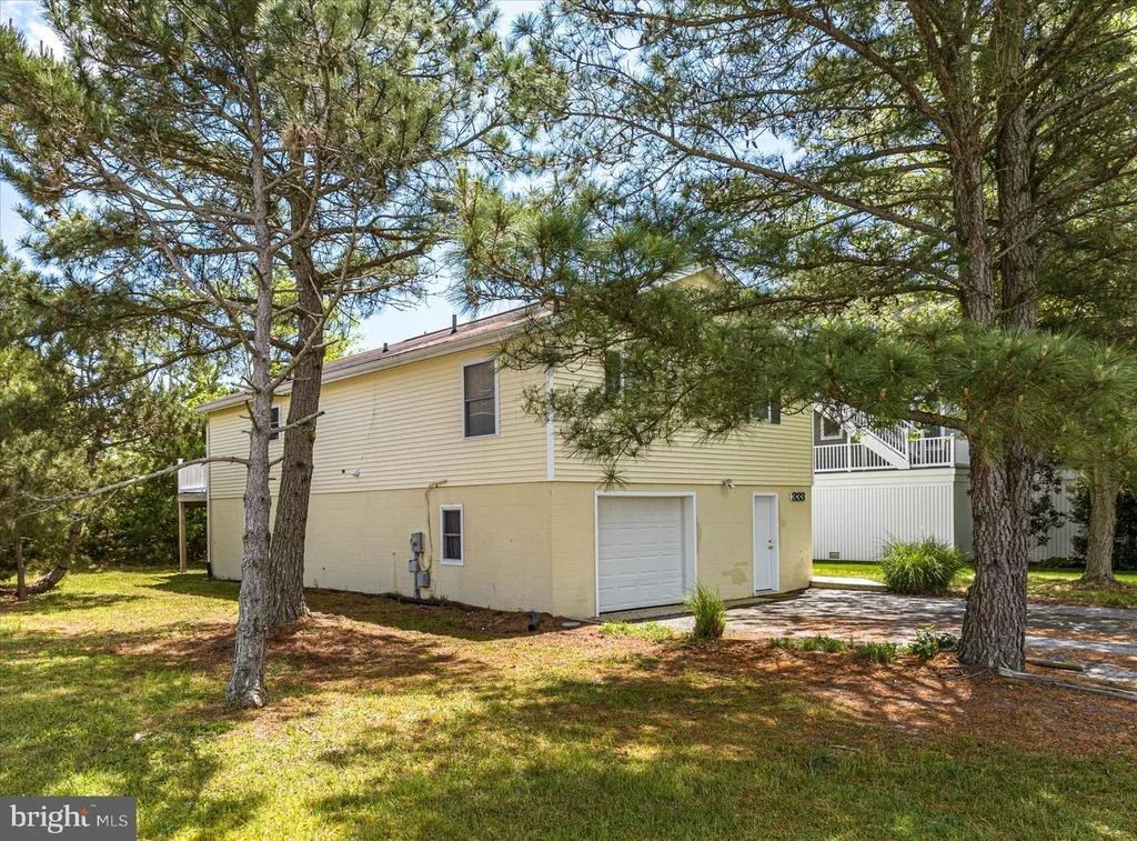 Photo of 333 SANDPIPER DRIVE