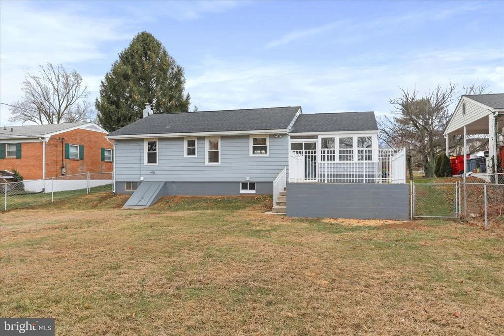 Photo of 27 HARVARD ROAD