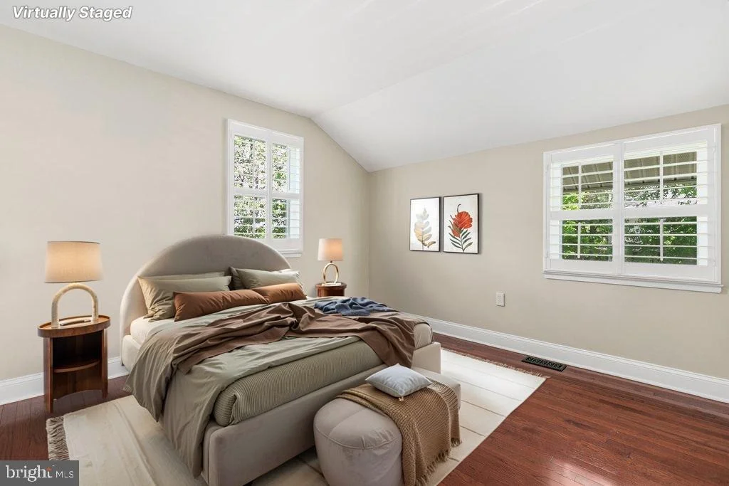 Photo of 9406 HALE PLACE