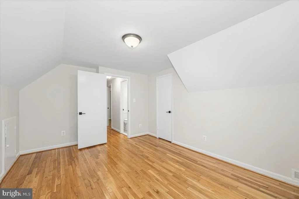Photo of 8624 PARLIAMENT DRIVE