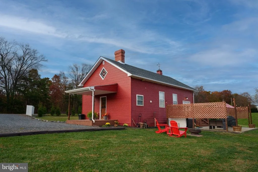 Photo of 1098 REYNOLDS ROAD