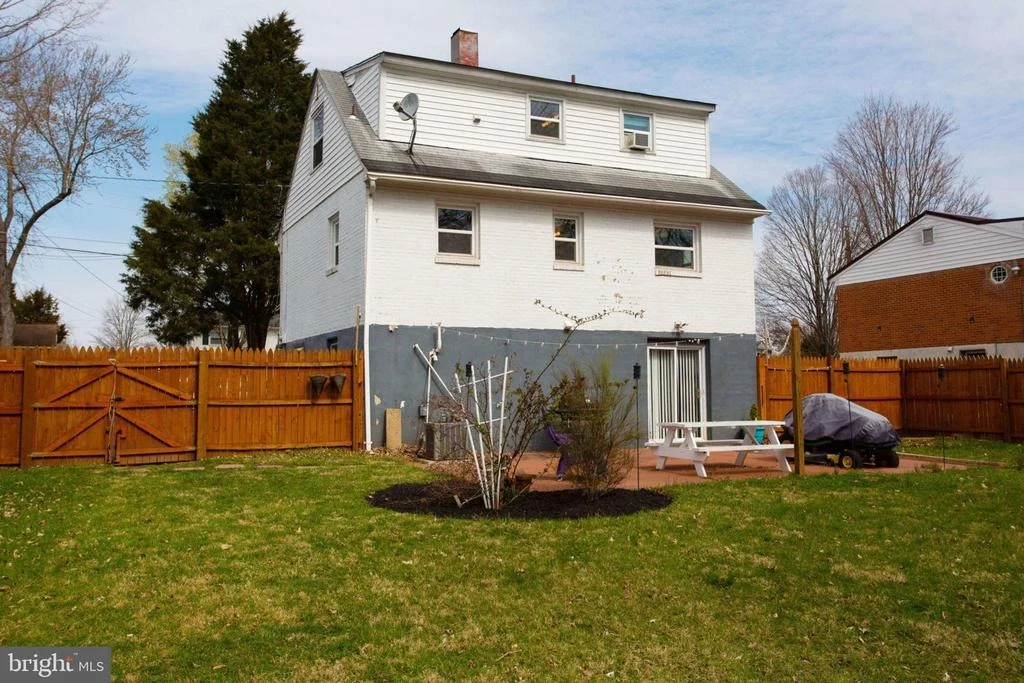 Photo of 9429 LAFAYETTE AVENUE