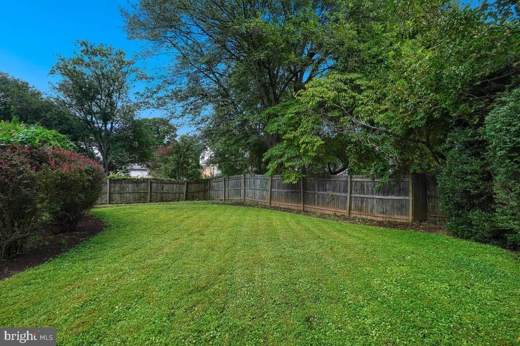Photo of 14320 CANTRELL ROAD