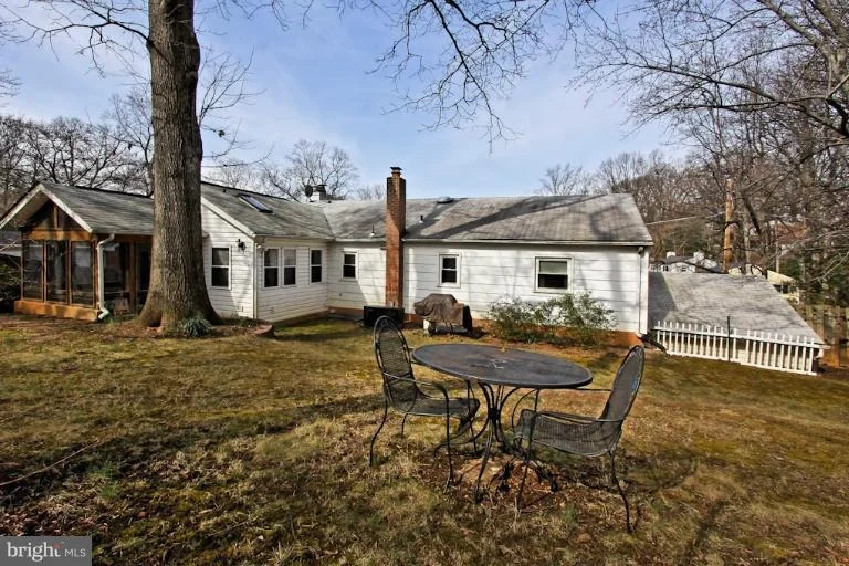 Photo of 1607 8TH PLACE